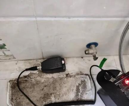 岑溪屋顶漏水维修公司分享下卫生间漏水的危害及解决方法